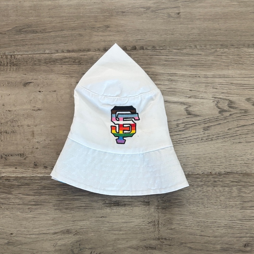 SF Giants bucket Rainbow logo Hat with Multicolor Logo